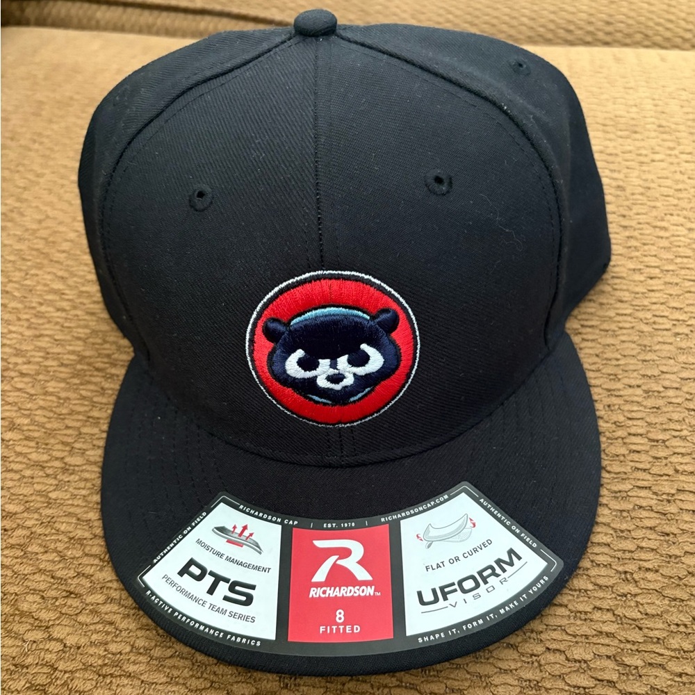 Chicago Cubs x Richardson Surge Authentic on Field NWT black fitted hat size 8